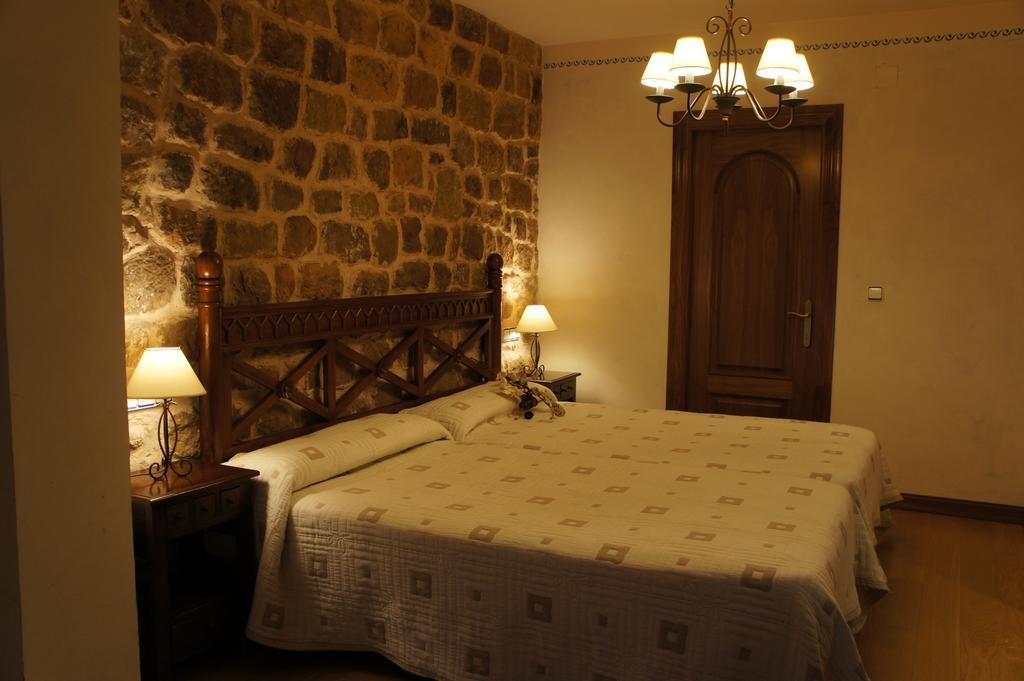 La Hosteria De Castroviejo Duruelo de la Sierra Oda fotoğraf